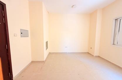 Apartment - Studio - 1 Bathroom for rent in Fire Station Road - Muwaileh - Sharjah