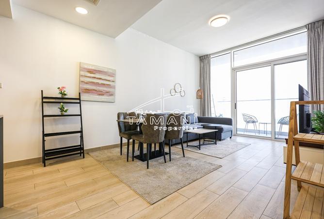 High floor Fully furnished Marina view photo 3