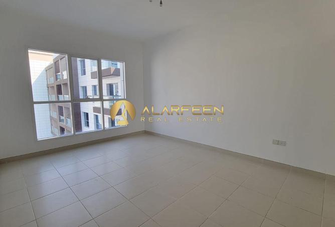128849027 - Property Image 2