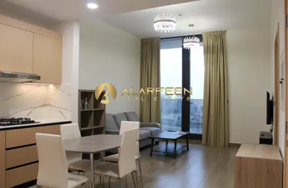 شقة - غرفة نوم - 2 حمامات للايجار في آورا من جروفي - منطقة 14 - قرية جميرا الدائرية - دبي