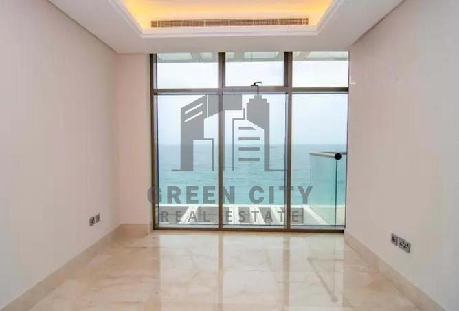 94008636 - Property Image 3