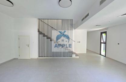 Townhouse - 3 - 4 for rent in Sarab 1 - Aljada - Sharjah