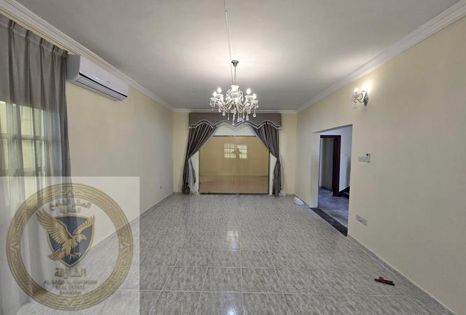 112315387 - Property Image 3