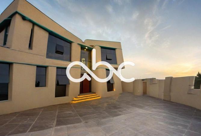 127027147 - Property Image 3