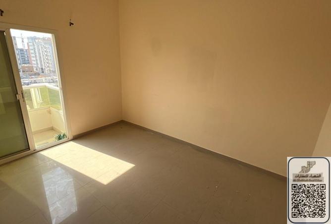 64407086 - Property Image 3