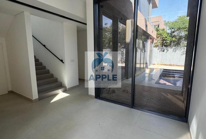 87033249 - Property Image 3