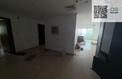 Apartment - 3 Bedrooms - 3 Bathrooms for rent in Ajman Industrial 1 - Ajman Industrial Area - Ajman