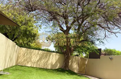 Villa - 2 Bedrooms - 3 Bathrooms for rent in Springs 11 - The Springs - Dubai