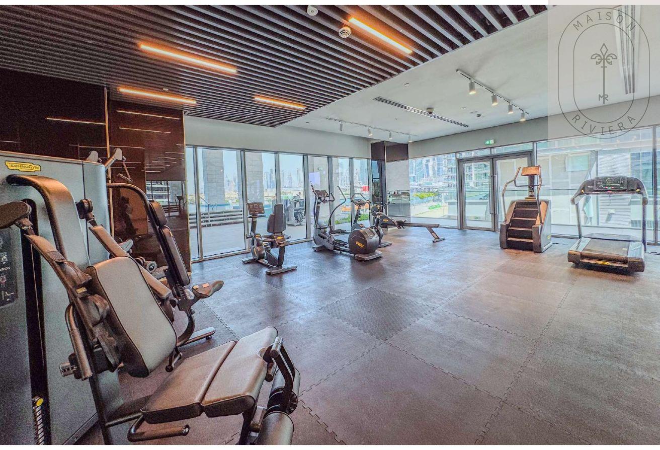 Luxury 2BR corner unit with Skyline & Canal views photo 26