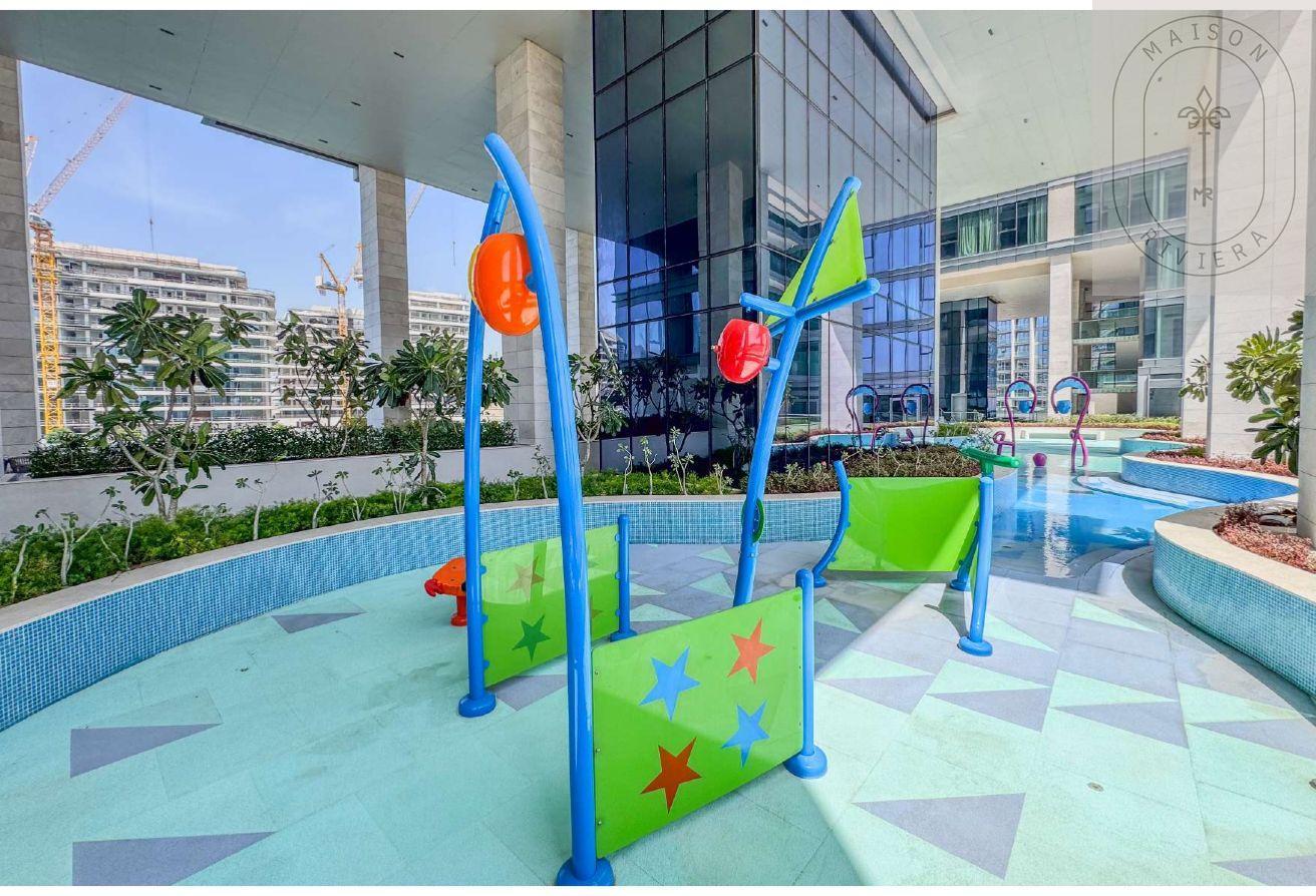 Luxury 2BR corner unit with Skyline & Canal views photo 21