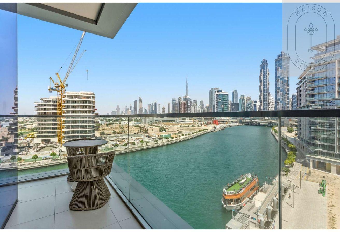 Luxury 2BR corner unit with Skyline & Canal views photo 17