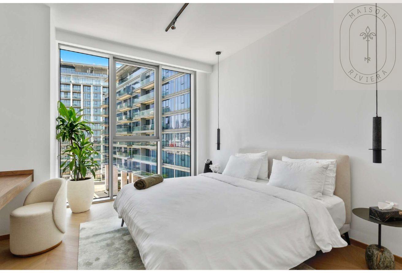 Luxury 2BR corner unit with Skyline & Canal views photo 8