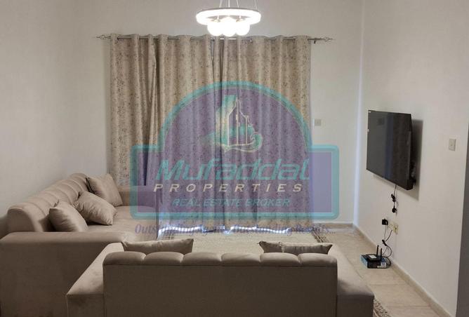 63654438 - Property Image 2