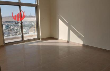 شقة - غرفة نوم - 1 حمام للايجار في عزيزي بلازا - الفرجان - دبي