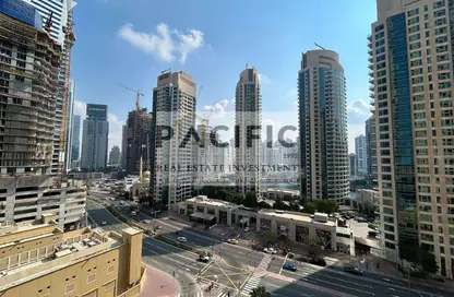 شقة - 2 غرف نوم - 3 حمامات للايجار في مرجان 5 - مرجان - جميرا بيتش ريزيدنس - دبي