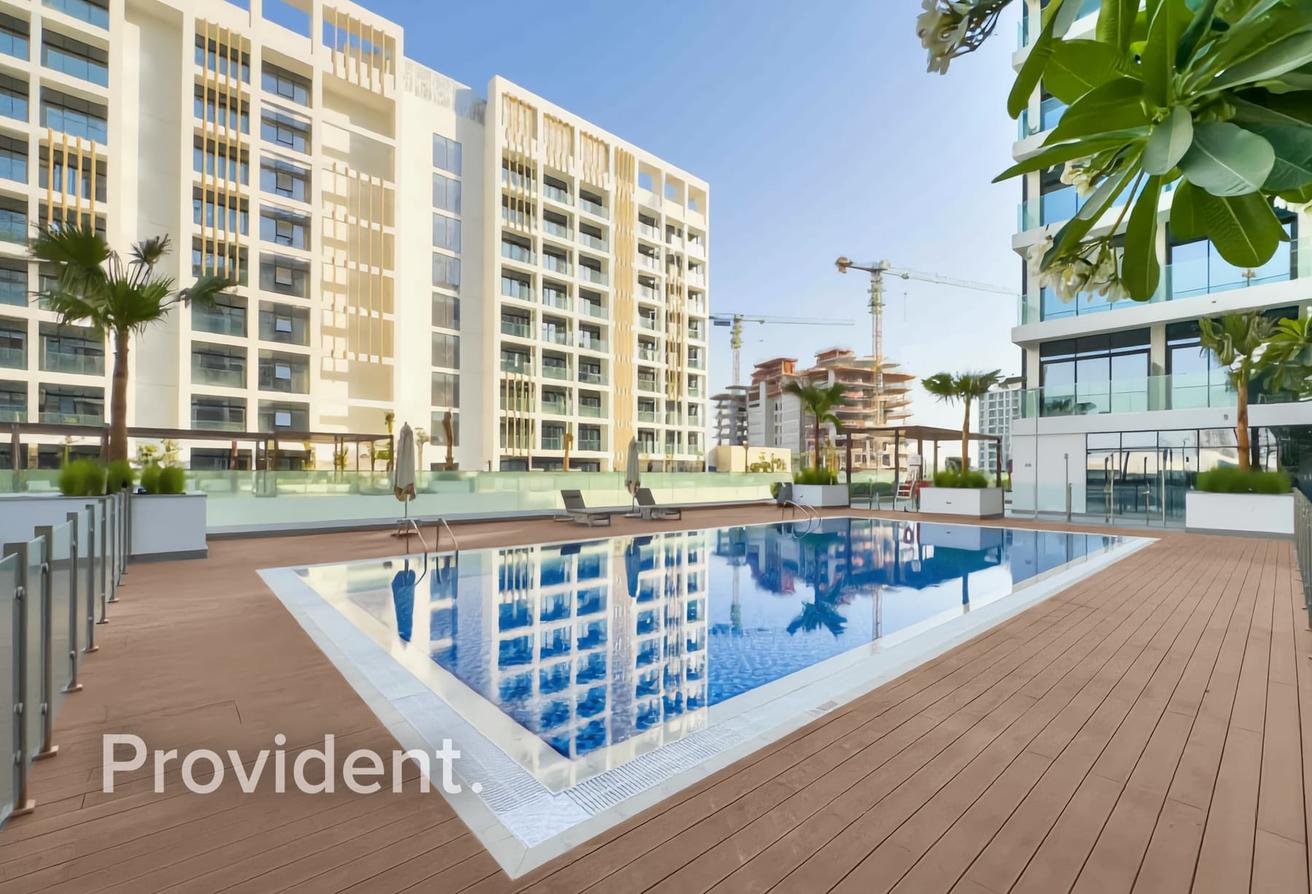 Unfurnished | Ready to Move | Mid Floor photo 10