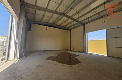 Warehouse - Studio for rent in Seih Al Bana - Ras Al Khaimah