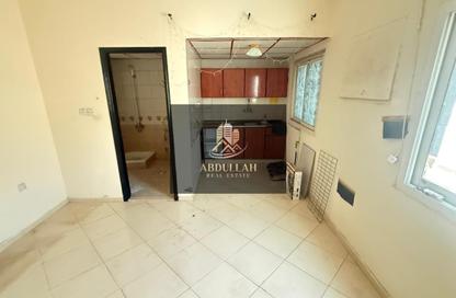 Apartment - Studio - 1 Bathroom for rent in Muwaileh 3 Building - Muwaileh - Sharjah