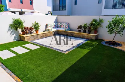 تاون هاوس - 3 غرف نوم - 4 حمامات للبيع في شقق حديقة الزاهية - الزاهية - تجارية مويلح - الشارقة