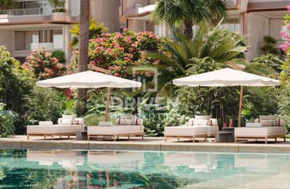 Apartment - 3 Bedrooms - 4 Bathrooms for sale in The Alba Residences by Omniyat - The Crescent - Palm Jumeirah - Dubai