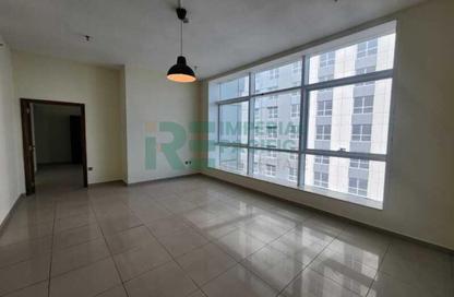 Apartment - 3 Bedrooms - 3 Bathrooms for sale in Marina Pinnacle - Dubai Marina - Dubai