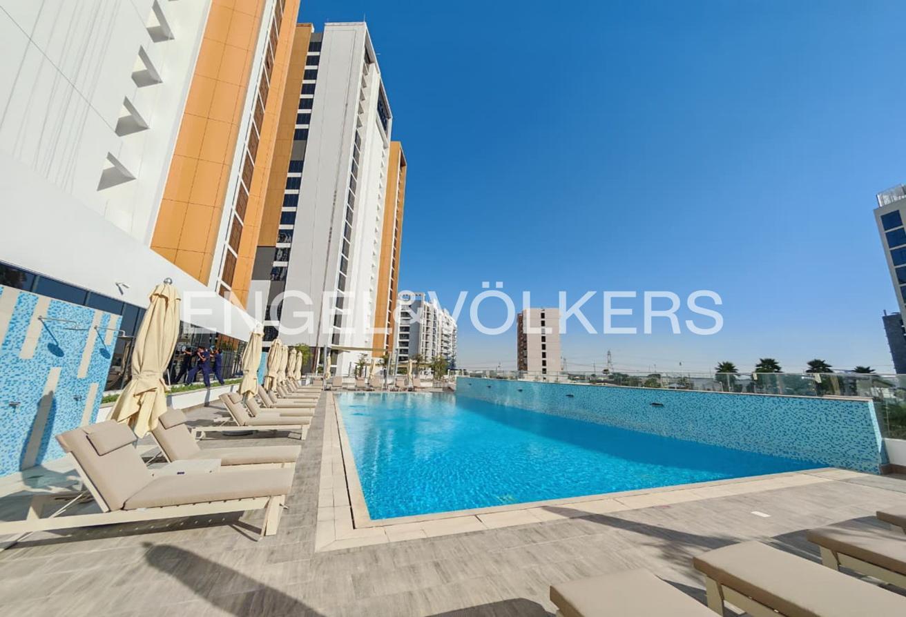 EXCLUSIVE | Brand New | Lagoon View | Vacant photo 8