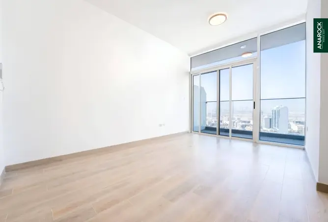 129303030 - Property Image 2