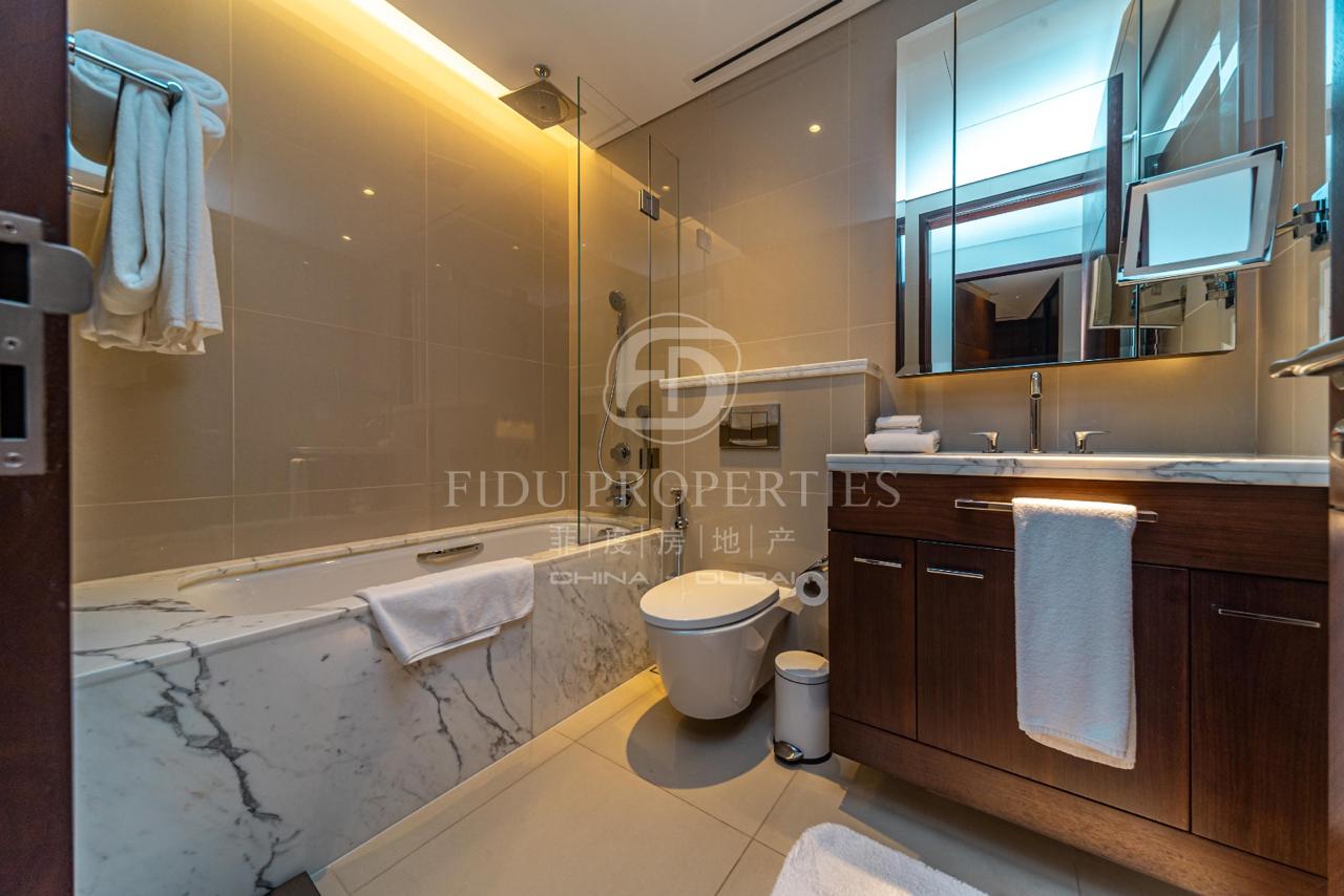 LOWEST PRICE | MIDDLE UNIT | BILLS INCLUDED