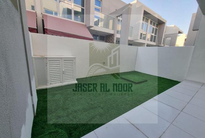 70267399 - Property Image 2