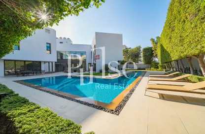 Villa - 5 Bedrooms - 7 Bathrooms for sale in Umm Al Sheif Villas - Umm Al Sheif - Dubai