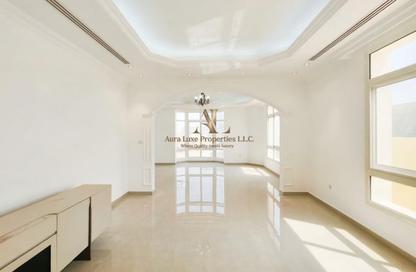 Villa - 5 - 6 for rent in Al Barsha South 1 - Al Barsha South - Al Barsha - Dubai Villa - 5 - 6 for rent in Al Barsha South 1 - Al Barsha South - Al Barsha - Dubai