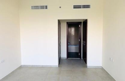 Apartment - 1 Bedroom - 2 Bathrooms for rent in Lake Shore Tower - JLT Cluster Y - Jumeirah Lake Towers - Dubai