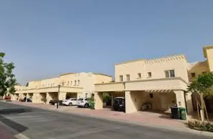 فيلا - 2 غرف نوم - 3 حمامات للايجار في الينابيع 11 - الينابيع - دبي