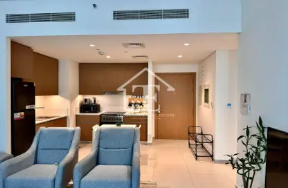 شقة - غرفة نوم - 1 حمام للايجار في سمر في كريك بيتش مبنى 4 - صيف - جريك بيتش - مرسى خور دبي - دبي