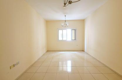 Apartment - 1 Bedroom - 2 Bathrooms for rent in Hajar Building - Muwaileh Commercial - Sharjah
