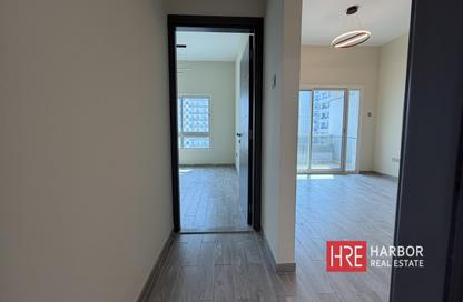 Apartment - 1 - 2 for rent in National Bonds Plaza - Barsha Heights (Tecom) - Dubai Apartment - 1 - 2 for rent in National Bonds Plaza - Barsha Heights (Tecom) - Dubai