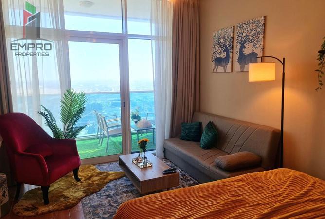 READY TO MOVE| FULLY FURNISHED|