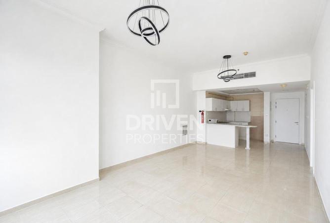 114601506 - Property Image 3