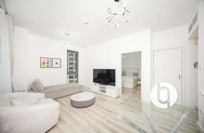 Apartment - 1 Bedroom - 1 Bathroom for rent in Standpoint Tower 1 - Standpoint Towers - Downtown Dubai - Dubai Apartment - 1 Bedroom - 1 Bathroom for rent in Standpoint Tower 1 - Standpoint Towers - Downtown Dubai - Dubai