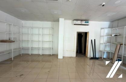 Shop - Studio - 1 Bathroom for rent in Building S04 - Spain Cluster - International City - Dubai