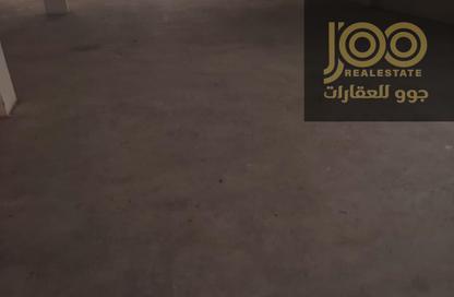 Warehouse - Studio - 3 for rent in Umm Al Thuoob - Umm Al Quwain