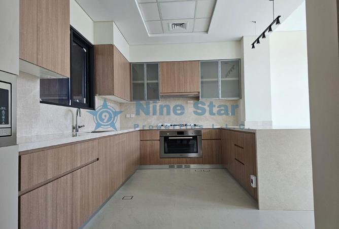 76979408 - Property Image 3