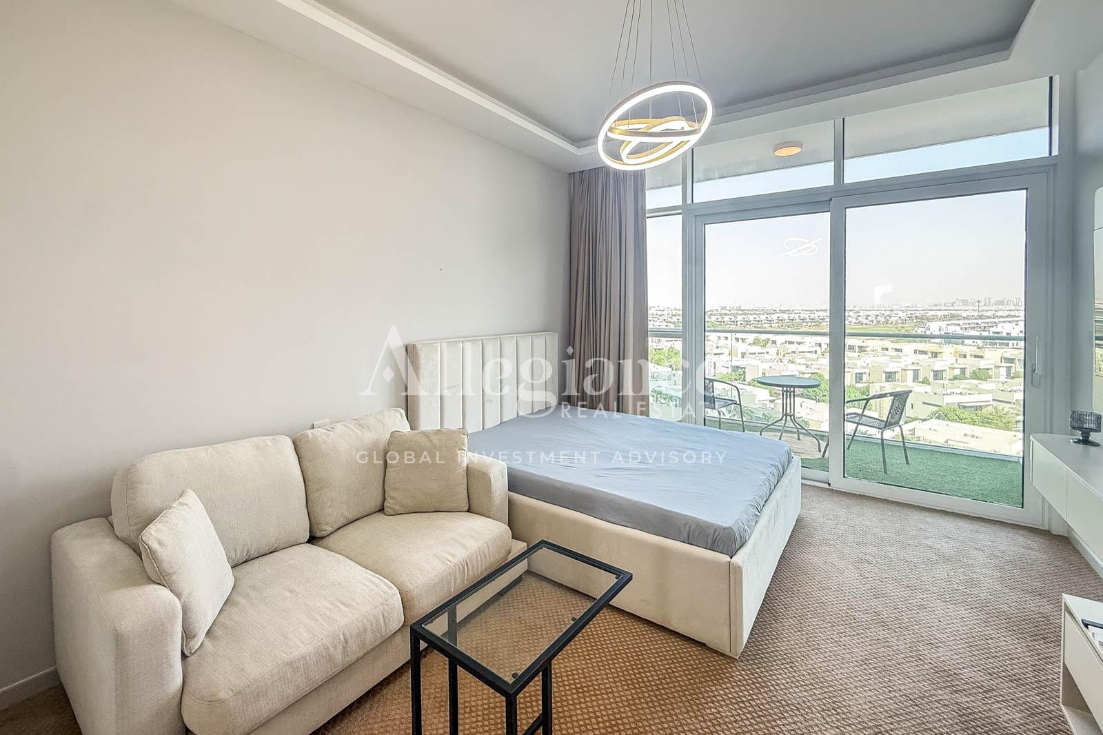 Fully Furnished | Golf View | Upgraded Furnished — view 2