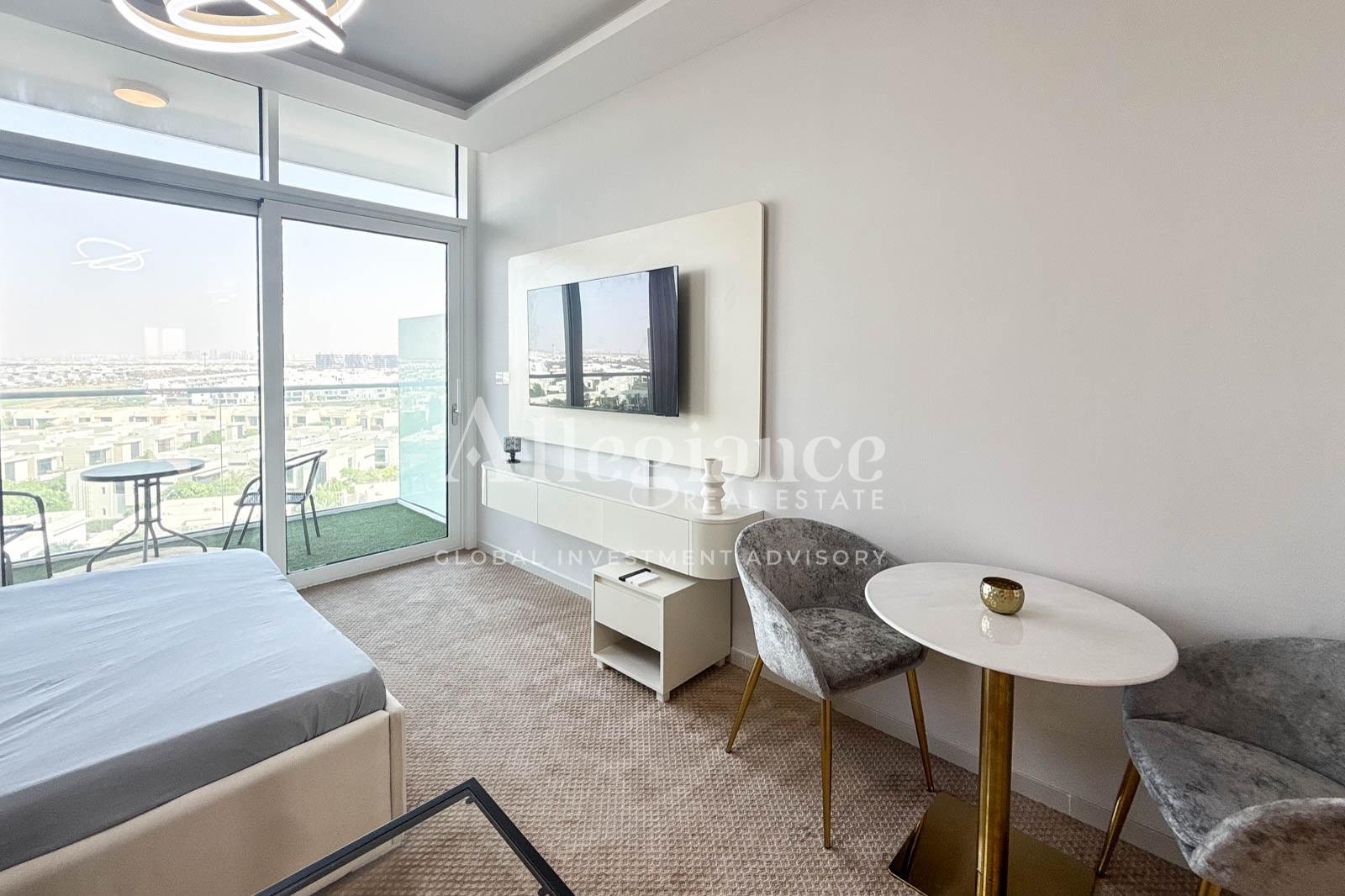 Fully Furnished | Golf View | Upgraded Furnished — view 3