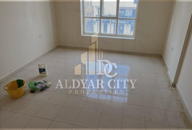 84483463 - Property Main Image