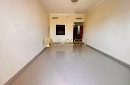 شقة - غرفة نوم - 2 حمامات للايجار في Plaza ريزيدنسز بلوك D - بلازا ريزيدنس - الضاحية 13 - قرية جميرا الدائرية - دبي