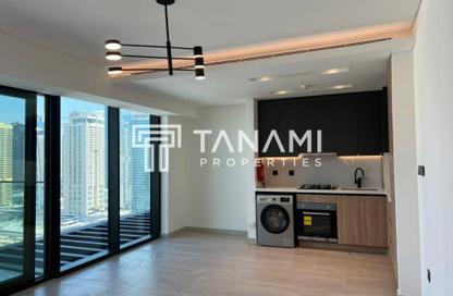Apartment - 1 Bedroom - 1 Bathroom for rent in Marina Living - Dubai Marina - Dubai