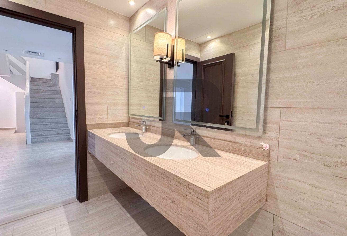 4 Bed+ Maid | Private Pool | Jumeirah 1 photo 9