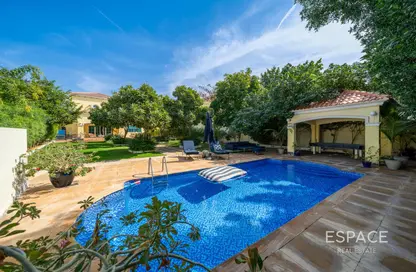 Villa - 4 Bedrooms - 3 Bathrooms for sale in Legacy Large - Legacy - Jumeirah Park - Dubai Villa - 4 Bedrooms - 3 Bathrooms for sale in Legacy Large - Legacy - Jumeirah Park - Dubai