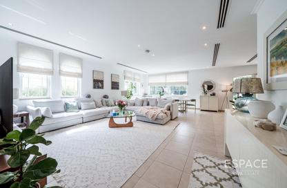 Villa - 4 Bedrooms - 3 Bathrooms for sale in Legacy Large - Legacy - Jumeirah Park - Dubai